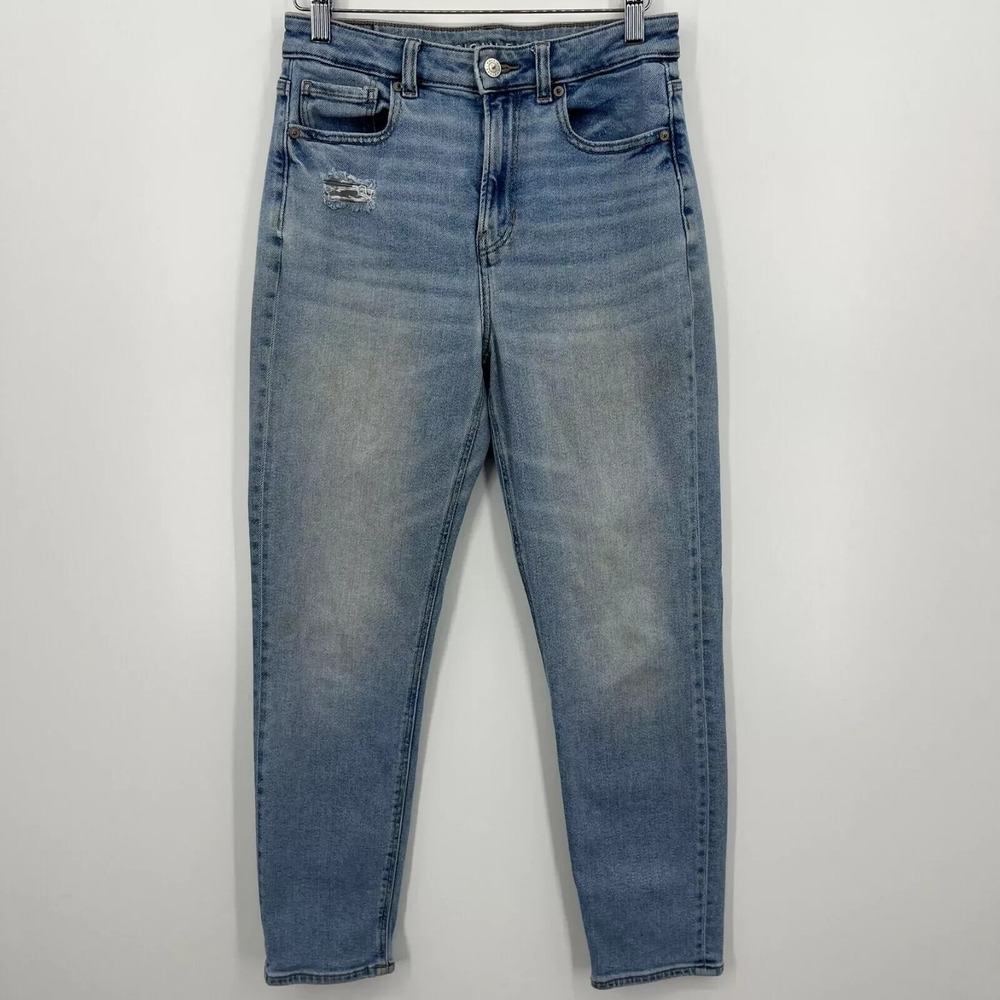 American Eagle Jeans Women's Size‎ 4 Blue Mom Jean High Rise Straight Light Wash